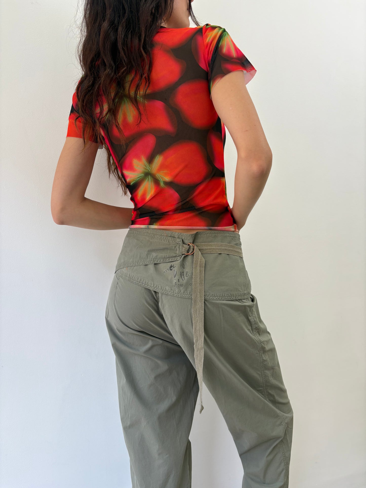 LOUISA BALLOU MESH FLOWER TOP (XS)