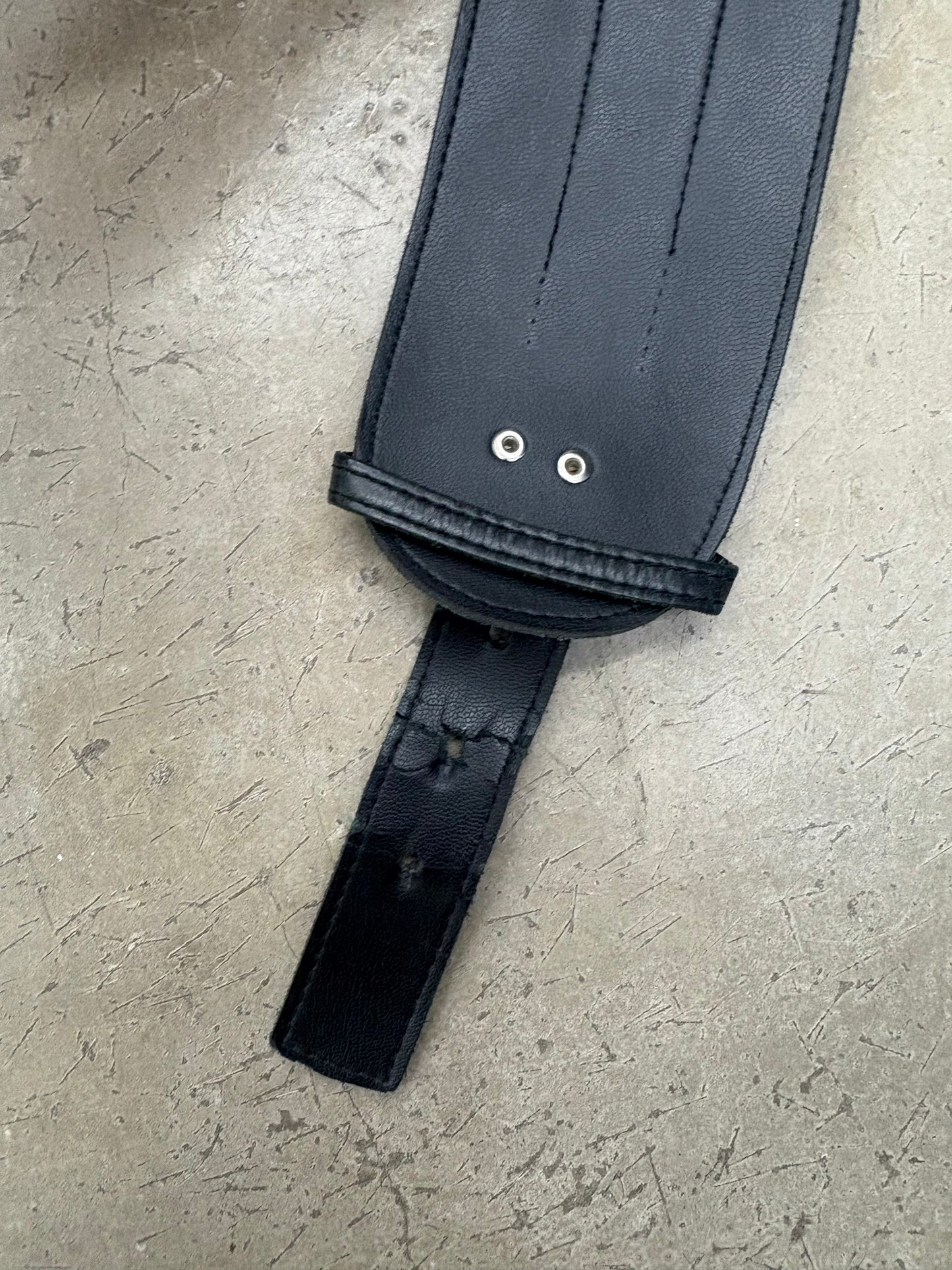 VINTAGE LOW WAIST BELT (M)